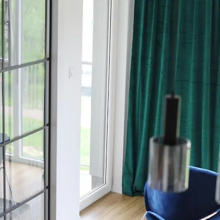 Capital Towers - Modern Z Widokiem Na Rzeke I Park ジェシュフ